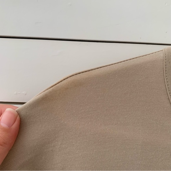 Gymshark Brown Ark Long Sleeve Open Back Shirt Size Small - Picture 4 of 11